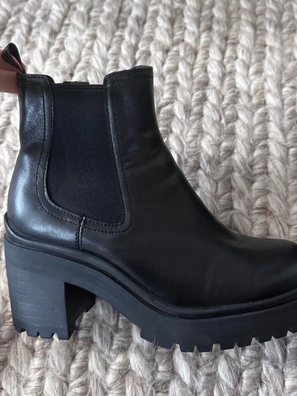 Jeffrey Campbell Women's Ankle Boot Booties Suede Black Heel Size 8.5